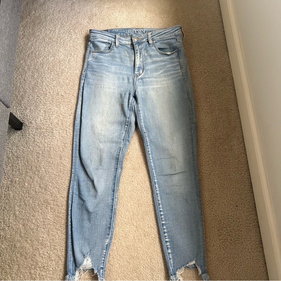 American Eagle Distressed Hem Jeans - Picture 1 of 4
